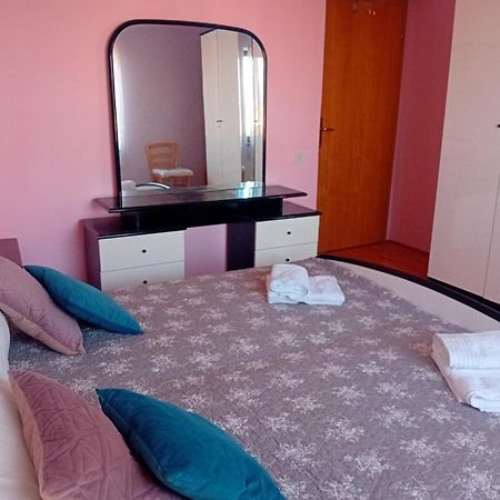 House Divna Villa Valbandon Ngoại thất bức ảnh